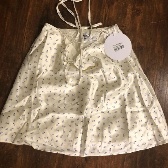 Princess Polly Desert Storm Mini Skirt White Floral - Picture 3 of 3